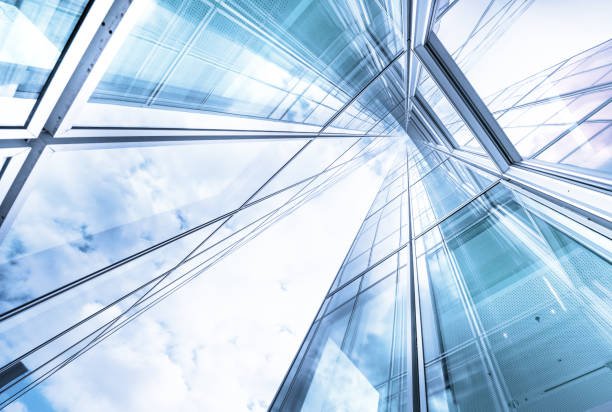 واجهات زجاجية وألمنيوم بجدة